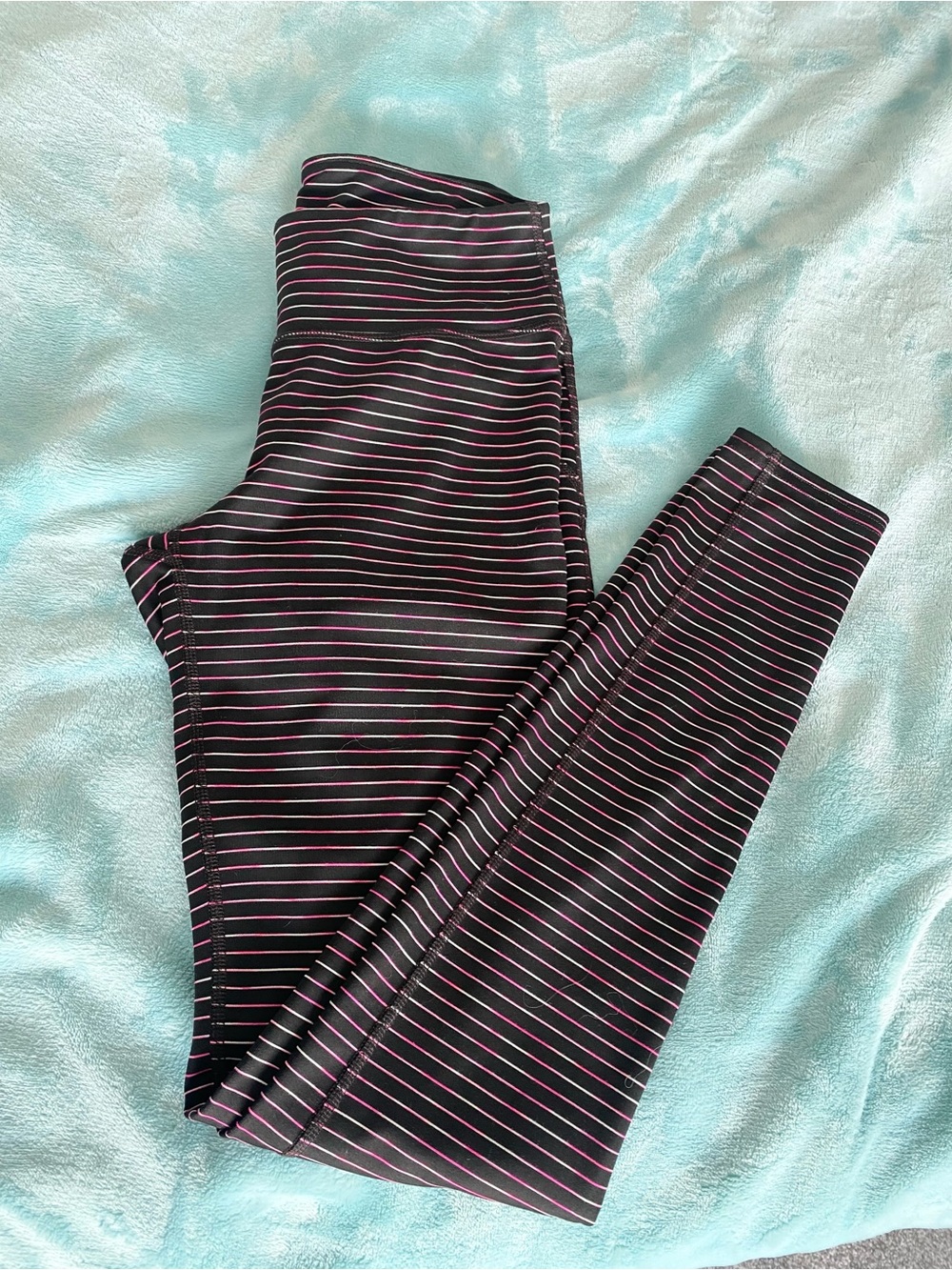 GAP BODY Burgundy Leggings with Multicolor/ Pink Stripe Detail